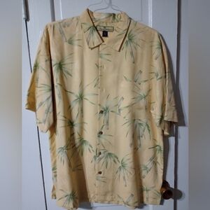 Tommy Bahama large men's shirt floral pattern (Msg024)